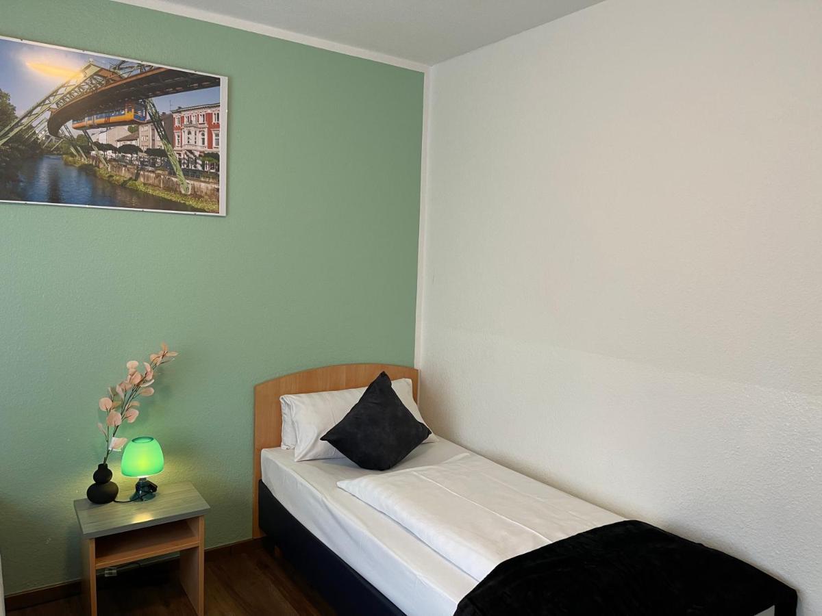 Residenz Hotel Wuppertal Buitenkant foto