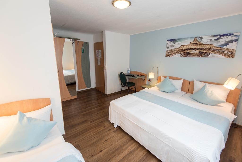 Residenz Hotel Wuppertal Buitenkant foto